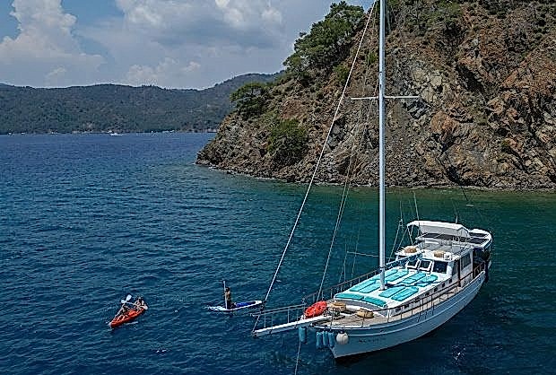 Göcek Konaklamalı Tekne Kiralama